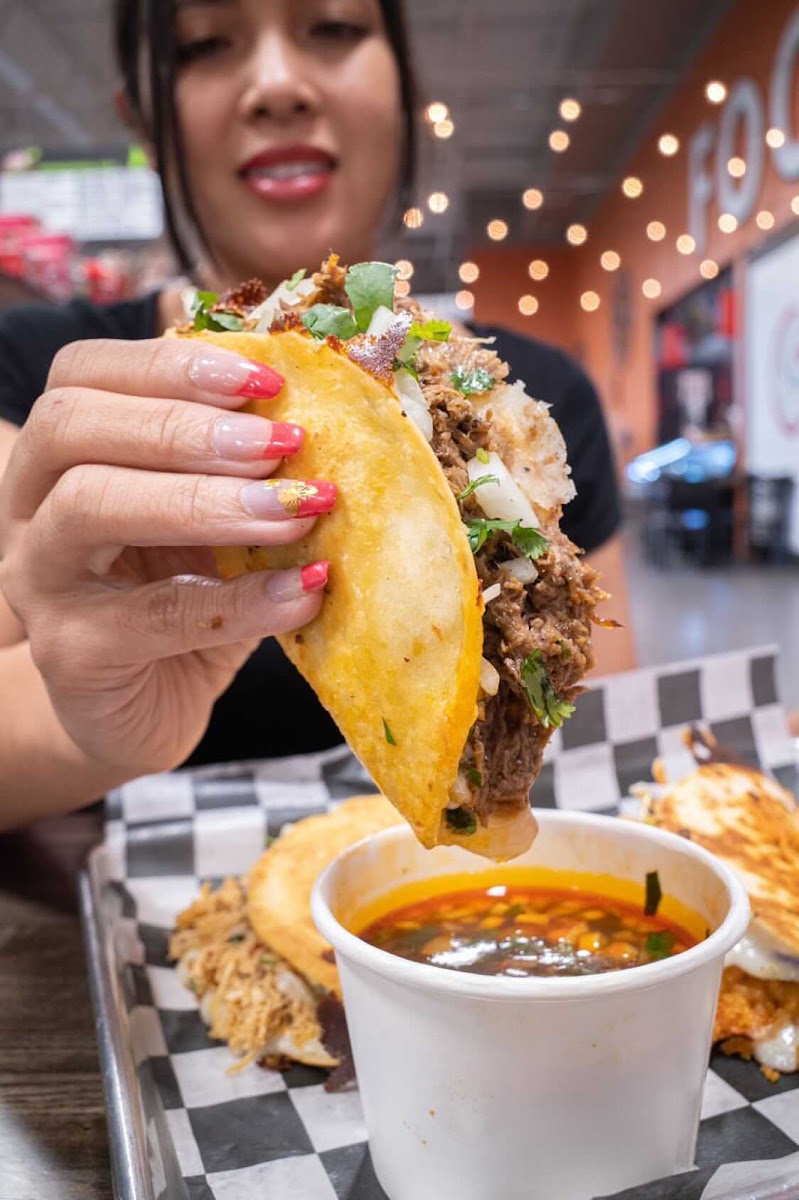 Taco Chinoz Photos 2